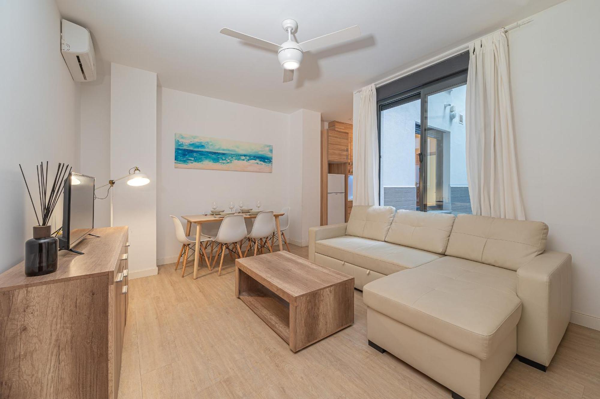 Dona Elvira Parras Apartment Malaga Exterior photo